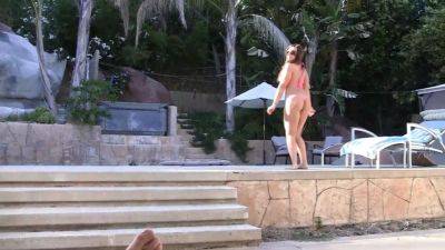 VANESSA LEE Sexy Latina at Poolside Giving Big Cock POV Blowjob and Cum Facial - sexu.com