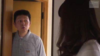 EHW640-QBTFJYCRYI194199308 - hclips.com