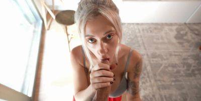 j etudiante revise avec la queue de son prof - txxx.com - France