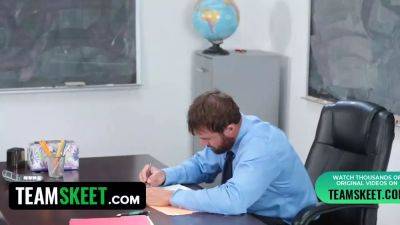 Sexy college girl gets her Tight Pussy drilled deep by guidance counselor - sexu.com