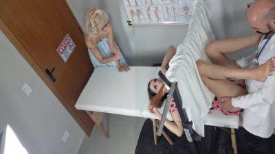 Madrasta Leva Enteada Ao Ginecologista! 12 Min - Ator Zegalinha - hclips.com