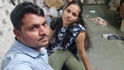 Hot Indian Bhabhi Munni Fucks in Bathroom - Big Ass Desi Maid Jajoriya - porntry.com - India