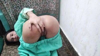 Buaa Ki Ko Jabar Dasti Patak Ke Pel Diya - desi-porntube.com - India