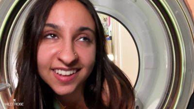 Hailey Rose - Hailey Rose In Stepsister Stuck In Laundry Facecam Stuck In Laundry - upornia.com - Usa