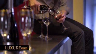 3 Men 10 Min With Julie Skyhigh And Sky High - hotmovs.com - France