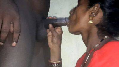 Desi Bhabhi Samresha Naidu Homemade Sex - Blowjob & Doggy Style with Chubby Indian Aunty - xxxfiles.com - India