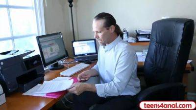 Boss shows employee how to have anal sex but stay a virgin - sexu.com