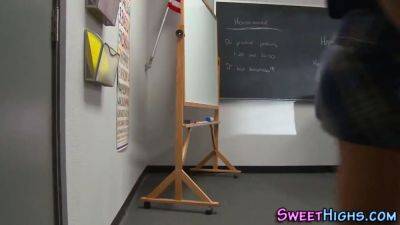 Sperm trampstamp teenie rides - sexu.com