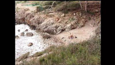 Kelly Trump Sucks Big Cock & Gets Facial - Vintage HD Episode 11 - porntry.com