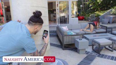 Serena Sterling poses for nudes for her friend's horny brother - sexu.com