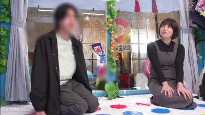 250713ギャルとツイスターゲームで遊ぶe4 - txxx.com