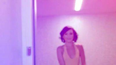 Teen amateur vulva spunked - sexu.com