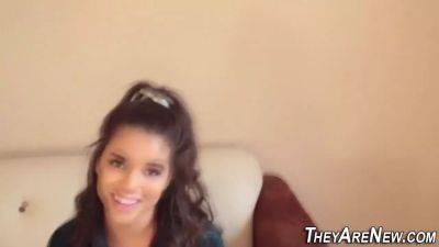 Sucking teenager spunk met - sexu.com