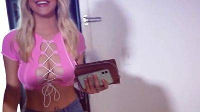 Bella Blaze - big boobed player and her coach - sexu.com - Portugal