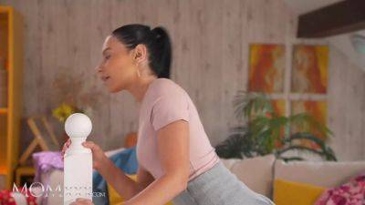 Stepmom. . . can you demonstrate me how to lick a vagina? full movie - mom sex - sexu.com