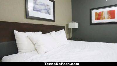 Teensdoporn - teen amateur cutie (Alex Blake) screwed in porno audition - sexu.com