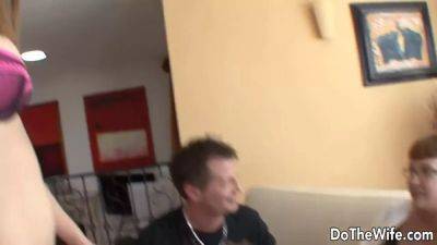 Eric Masterson - Husband fucks hot girl in front of his wife - sexu.com