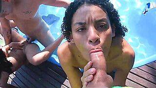 Gianna Michaels - BRASILEIRAS DANDO BLOWJOB NO PISCINO PUBLICO - TROCA DE CASAIS - COM GALEGO E BRIT - XXX! - ah-me.com - Usa