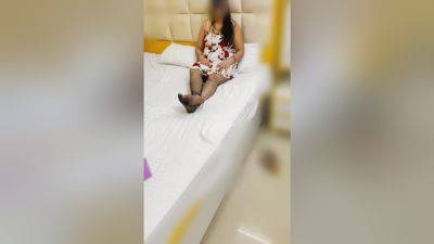 How Can Someone Be So Beautiful - desi-porntube.com - India