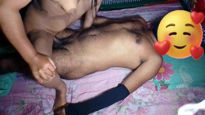 Indian Stepsister In Law With Very Big Boobs Seduces Her Devar - desi-porntube.com - India