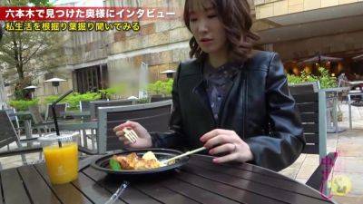 300mium-708 六本木ヒ●ズ前でゲットしたセレブ妻 - senzuri.tube