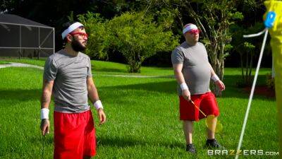 An Athlete's Touch With Sean Lawless, Skyla Novea - Brazzers - hotmovs.com