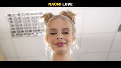 Daddy4k. adorable naomi enjoy decided to get the job and showed her thick Natural Tits and cunny - sexu.com - Czech Republic