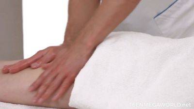 Naked rebecca nikson gets more than just a calming massage - teenmegaworld - sexu.com