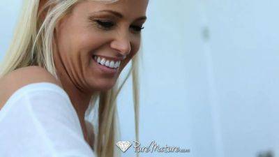 PureMature - Hot blonde Mikki Lyn gets covered in cum - sexu.com