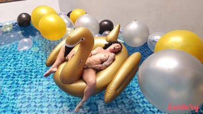 Sexy Looner Pool Time - For - Verified Amateurs - hclips.com