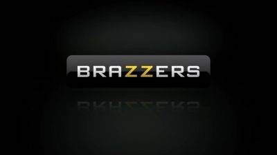 Reena Sky - Keiran Lee - When The Husband Is Away The Wife Will Play With Keiran Lee, Reena Sky - Brazzers - hotmovs.com