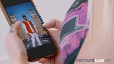 Jesus Reyes - Marilyn Sugar And Jesus Reyes - Journalist Milks Ebony Cock In Interview 11 Min - hotmovs.com