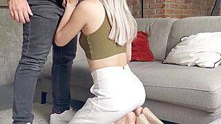 HOT SKINNY GIRL FROM TINDER AFTER A FEW DRINKS ENDS UP RIDING MY DICK UNTIL SHE DESTROYS IT WITH HER RICH BOOBS - ah-me.com