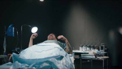 You got what you deserve, young girl! - hotmovs.com