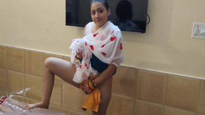 Stepsister-in-law Called Her Boyfriend On Her House And Kissed - desi-porntube.com - India