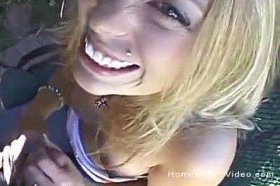 Sexy Railee Gives A Handjob - hclips.com