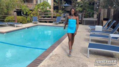 Gotfilled Ana Foxxx has a fest in her panties - sexu.com