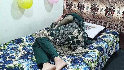 Desi Stepson Fucks Hot Muslim Stepmom - Homemade Taboo Sex - veryfreeporn.com - India