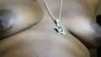 Naejae's Wet Solo - Ebony Pussy Fingering & Squirt - veryfreeporn.com