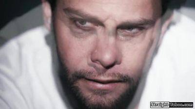 Serial breeder know exactly how to get into babes her pants - hotmovs.com