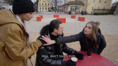 SWAP4K. A morning walk turned into an unforgettable threesome adventure - hotmovs.com