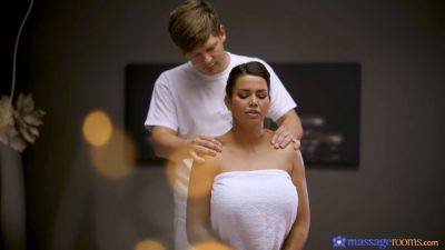 Chloe Lamour - Chloe Lamour's big tits and ass get pounded by a massive cock in HD Massage Room video - sexu.com