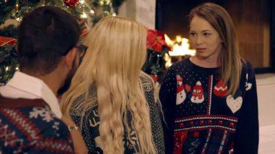 Risky riley jean & bro sneak fucking bang while visiting grandparent - sexu.com