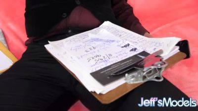 Thick Wife Jaylene Rio Won\u2019t Let Him Work Till He Pounds Her - sexu.com