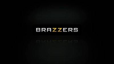 Can You Undress Me? With Robby Apples, Vanessa Cage - Brazzers - hotmovs.com