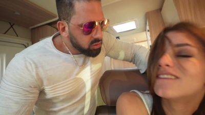 Swamebus Arrives In Tenerife - hclips.com