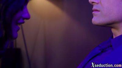 Petite horny babe bounces on huge cock - hotmovs.com