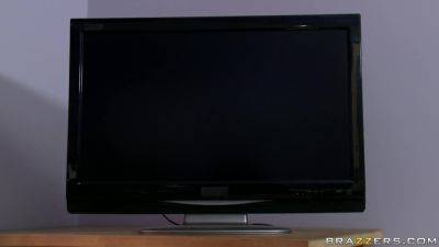 Don't Be Scared, My Cock Won't Bite With Keiran Lee, Allie Jordan - Brazzers - hotmovs.com - Jordan