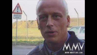 Retro bisexual bitches peeing and taking cock - MMVfilms - hotmovs.com - Germany