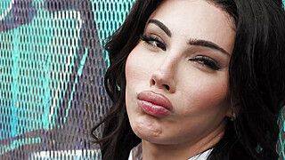 Dating is a NO but id consider fucking - ah-me.com